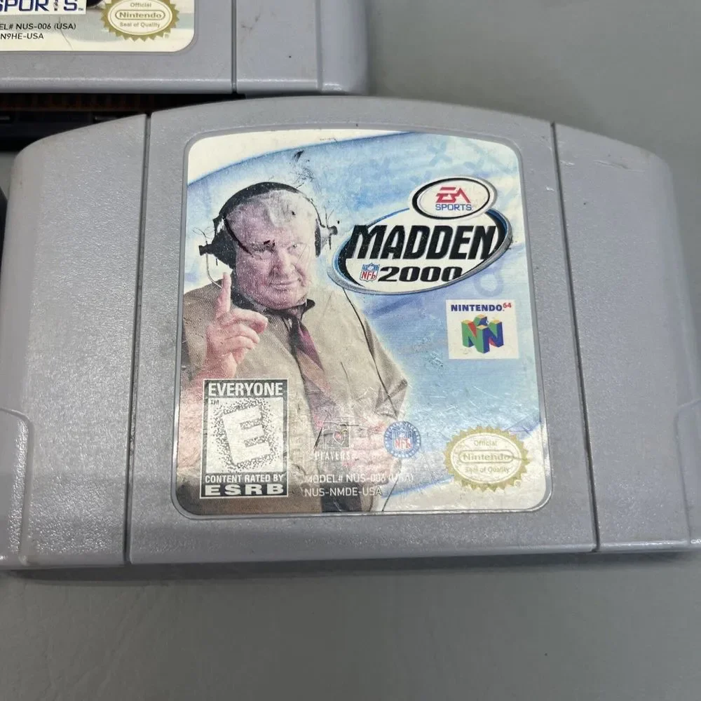 NFL Quarterback Club 2000 (Nintendo 64, N64 NHL 99 Madden 2000 NFL Lot Of 3